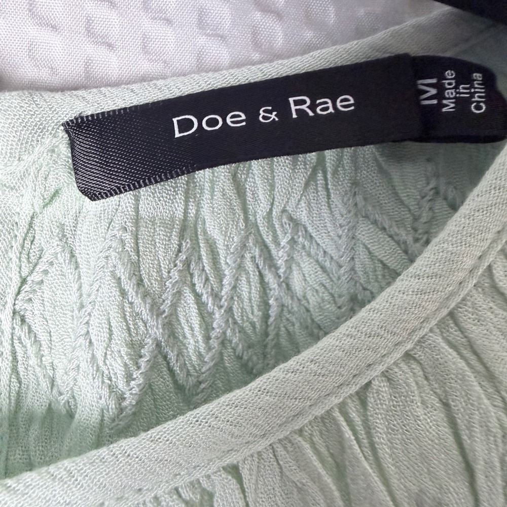 Doe & Rae Blouse Women Medium Mint Green Embroidered Peplum Boho 3/4 Sleeve - Picture 6 of 9
